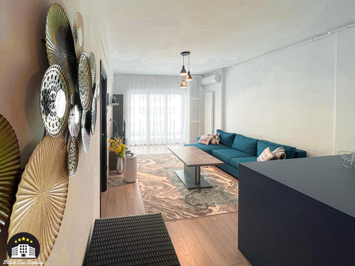 9 Rev Mamaia Extérieur photo