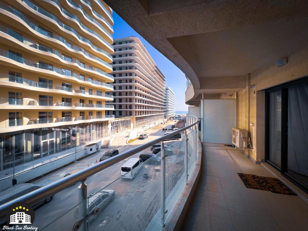 9 Rev Mamaia Extérieur photo