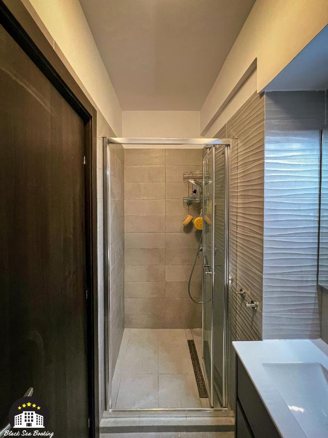 9 Rev Mamaia Extérieur photo